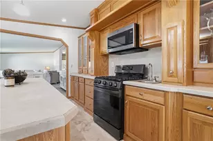 19 Jess Ln, North Fayette, PA 15057 - Photo 9