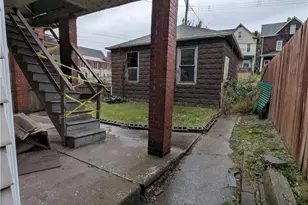 507 Center St, East Pittsburgh, PA 15112 - Photo 3