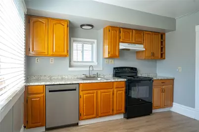 615 Broad St, Washington, PA 15301 - Photo 9