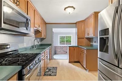 5391 Sagebrush Dr, Pittsburgh, PA 15236 - Photo 11