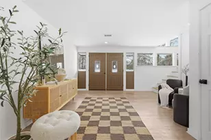 10500 Grubbs Rd, Pittsburgh, PA 15090 - Photo 3