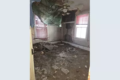 415 Sarah St, Aliquippa, PA 15001 - Photo 9