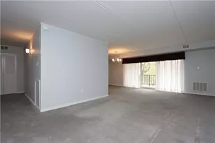 595 Calais Dr, Pittsburgh, PA 15237 - Photo 3