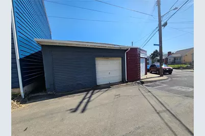 1962 Straubs Ln, Pittsburgh, PA 15212 - Photo 35