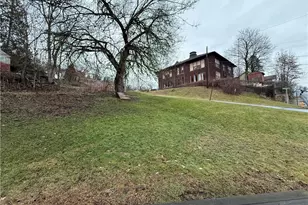 727 Thompson St, Turtle Creek, PA 15145 - Photo 25