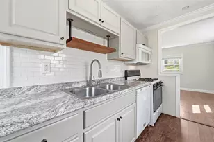 1901 Glen Rd, Hopewell Township, PA 15001 - Photo 13