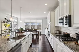 225 Gabriel Dr, Adams Township, PA 16046 - Photo 17