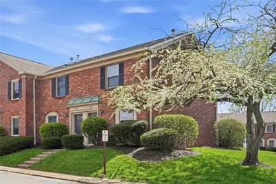 100 Jamestown Court, Scott Township, PA 15216 - Photo 3