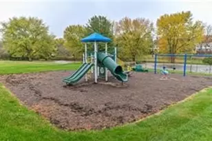 112 Hillvue Dr, Seven Fields Boro, PA 16046 - Photo 33