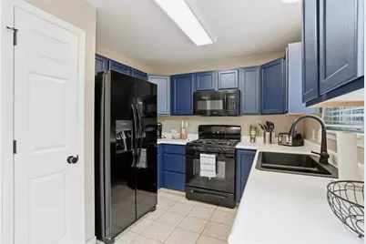 112 Hillvue Dr, Seven Fields Boro, PA 16046 - Photo 13