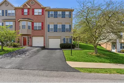 112 Hillvue Dr, Seven Fields Boro, PA 16046 - Photo 1