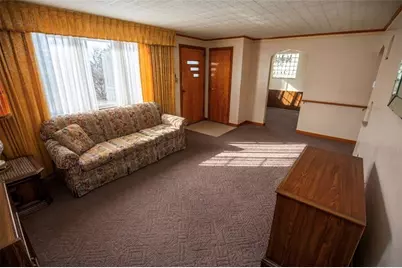 123 E Mifflin St, Whitaker, PA 15120 - Photo 3