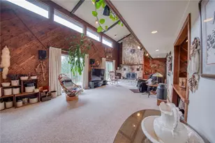 1240 Martin Rd, Kiskiminetas Township, PA 15613 - Photo 15