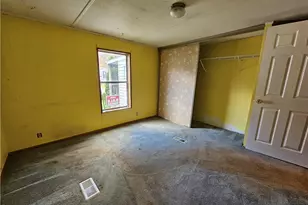 280 Valleyview Dr, Oakdale, PA 15071 - Photo 11