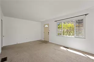 2497 Victoria Dr, Hampton, PA 15101 - Photo 9