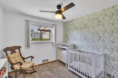 124 Sunrise Dr, Penn Twp, PA 15642 - Photo 17