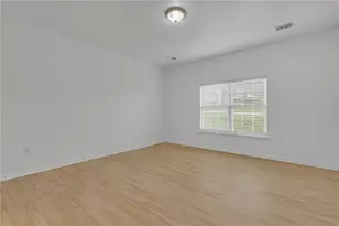 1205 Seminole Cir, Chippewa Township, PA 15010 - Photo 13