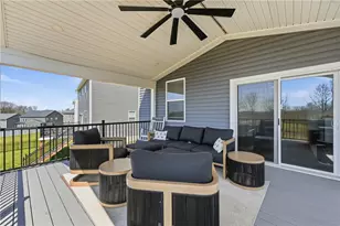 169 Shelton Place Dr, Connoquenessing Boro, PA 16033 - Photo 17