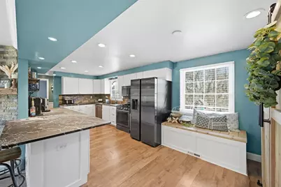 2928 Kings Mill Rd, Bethel Park, PA 15102 - Photo 11