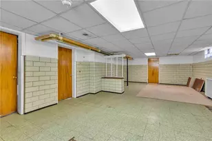 253 Jefferson St, Rochester, PA 15074 - Photo 35