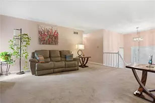 306 Covington Ct, Seven Fields Boro, PA 16046 - Photo 7