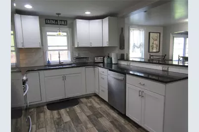 135 Mennonite Camp Rd, Mount Pleasant Township, PA 15666 - Photo 9