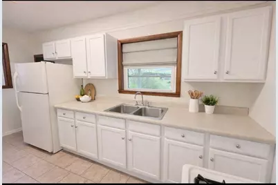 106 Emerson Street, Vandergrift, PA 15690 - Photo 9