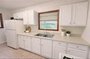 106 Emerson St, Vandergrift, PA 15690 - Photo 9