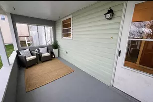 106 Emerson St, Vandergrift, PA 15690 - Photo 11