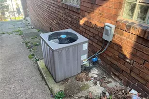 153 Locust St, Ambridge, PA 15003 - Photo 17