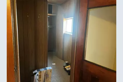 153 Locust St, Ambridge, PA 15003 - Photo 13