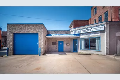 223 E 4th Avenue, Tarentum, PA 15084 - Photo 1