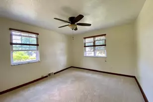 4706 Brownsville Rd, Pittsburgh, PA 15236 - Photo 11