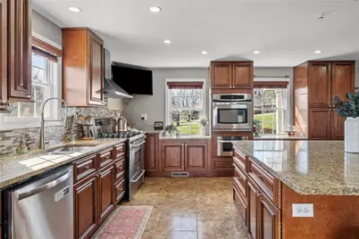 3032 Investors Rd, South Franklin, PA 15301 - Photo 5