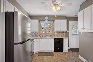 522 McClane Farm Rd, Chartiers, PA 15301 - Photo 9