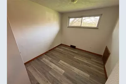 1210 W Park Rd, Worth Township, PA 16057 - Photo 19