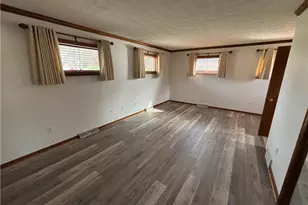 1210 W Park Rd, Worth Township, PA 16057 - Photo 17