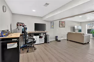 6038 Dalmation Dr, Bethel Park, PA 15102 - Photo 7