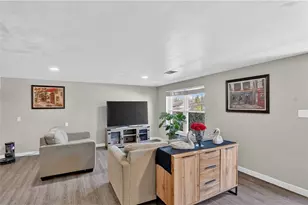 6038 Dalmation Dr, Bethel Park, PA 15102 - Photo 5