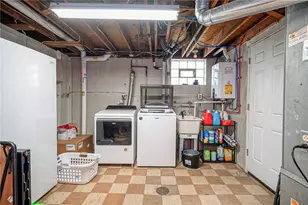 4 Camera Pl, Pittsburgh, PA 15235 - Photo 17