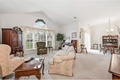 8 Stone Ridge Blvd., Hermitage, PA 16148 - Photo 3