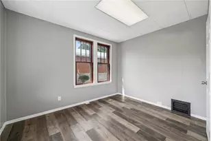 526 Butler Rd, East Franklin Township, PA 16201 - Photo 15