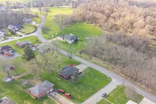 395 Crescent Dr, Canton Township, PA 15301 - Photo 35