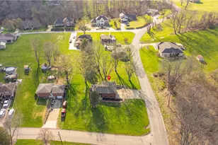 395 Crescent Dr, Canton Township, PA 15301 - Photo 43