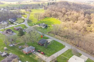 395 Crescent Dr, Canton Township, PA 15301 - Photo 47