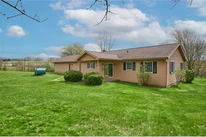 135 Zion Church Rd, Worth Township, PA 16057 - Photo 3