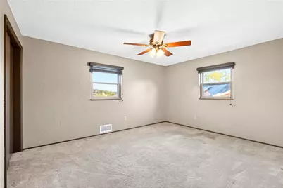 464 Nantucket Dr, Pittsburgh, PA 15236 - Photo 19