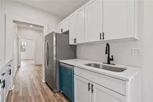 3423 Denny St, Pittsburgh, PA 15201 - Photo 9