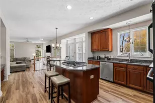 505 Westberry Dr, Allegheny Township, PA 15068 - Photo 9