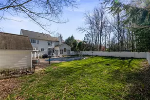 505 Westberry Dr, Allegheny Township, PA 15068 - Photo 41